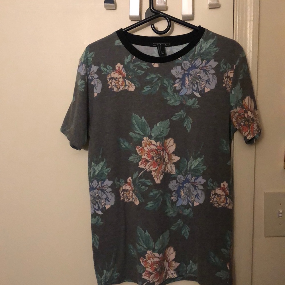 Forever 21 flower pattern T-Shirt